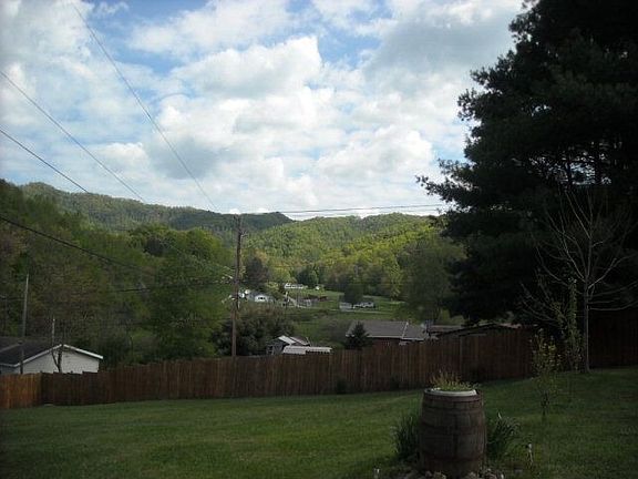 5th image of 118 Sunflower Ln