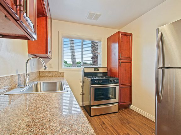 3rd image of 3838 Gibraltar Ave APT 21