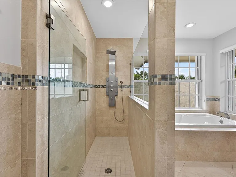 8224 SW 178th Ter — Photo 28
