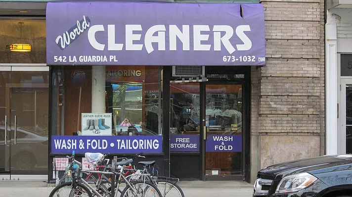 Rented by Lisa Management | media 64