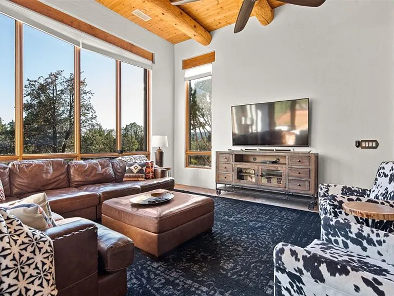 60 Painted Canyon Dr — Photo 4