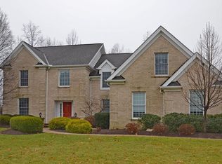 32369 Legacy Pointe Pkwy, Avon Lake, OH 44012
