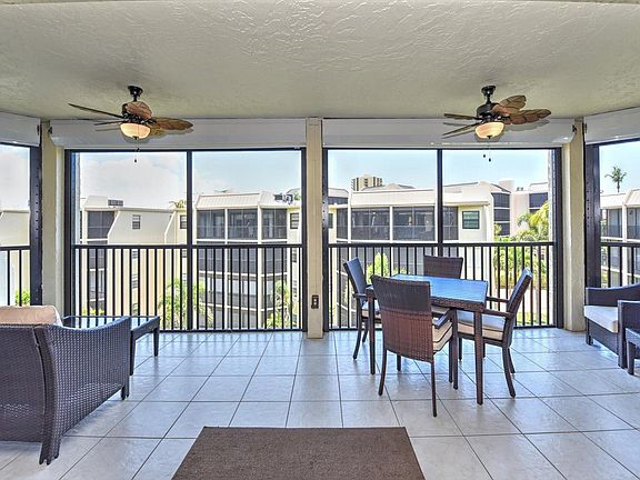 4th image of 929 Collier Ct APT B401