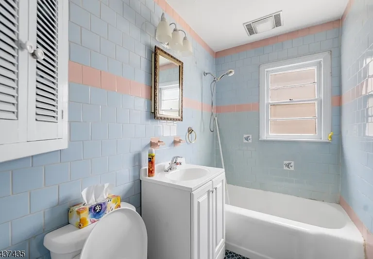 203 Charlton Ave — Photo 13