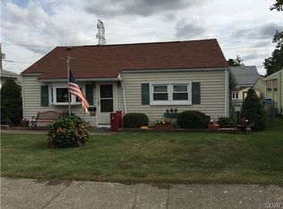 2010 Livingston St, Bethlehem, PA 18017