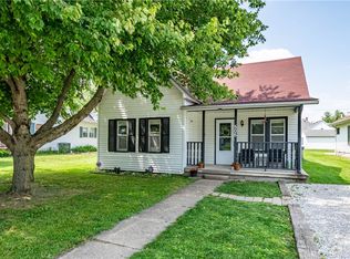 505 W Main St, Bethany, IL 61914