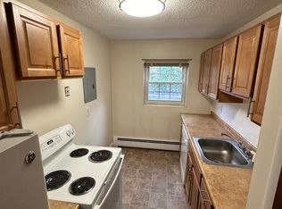 24 Grove St APT 6, Arlington, MA 02476