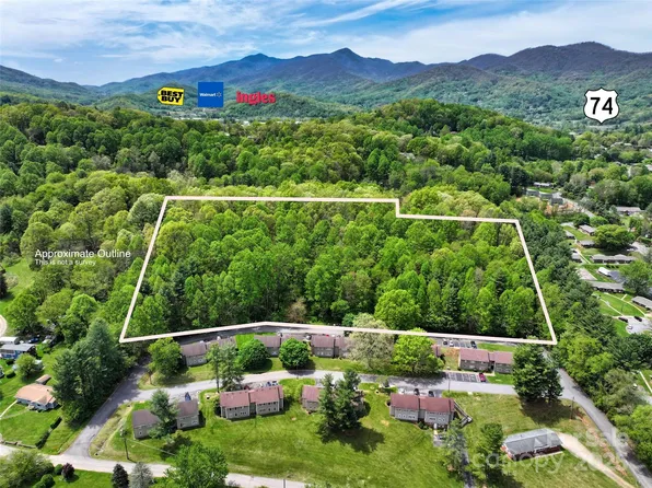 9999 Cavalier Dr, Waynesville, NC 28786