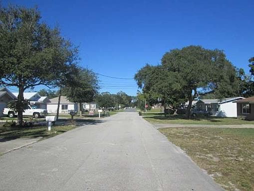 2nd image of 5148 Pineland Ave