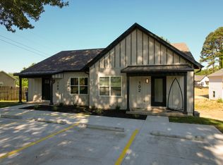 104 Donna Lewis Cir, Nixa, MO 65714