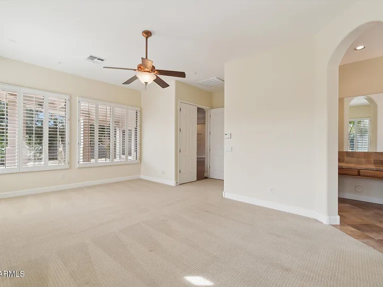 8451 E High Point Dr — Photo 15