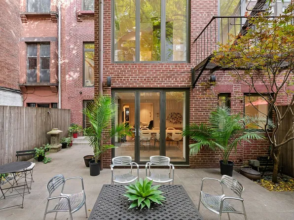 56 W 71st St APT 2A, New York, NY 10023