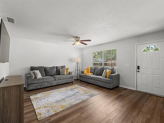 5th image of 8013 N Alaska St