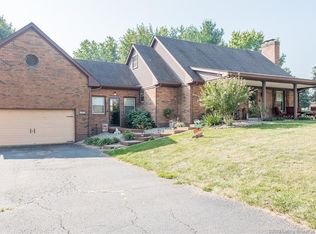 5404 New Chapel Rd, Jeffersonville, IN 47130