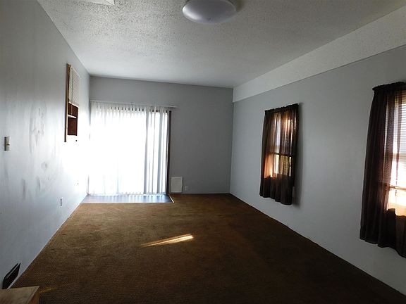 5th image of 768 N West St