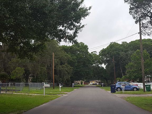 5th image of 2413 N Ramona Cir