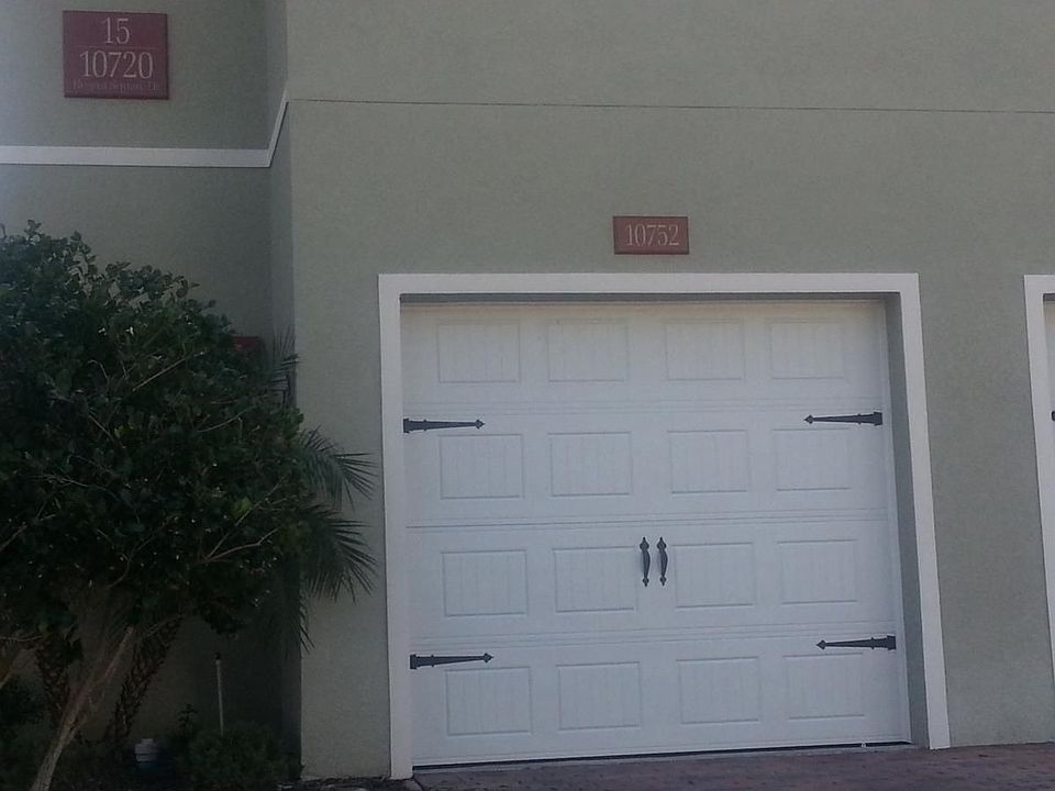 1st image of 10752 Regent Square Dr