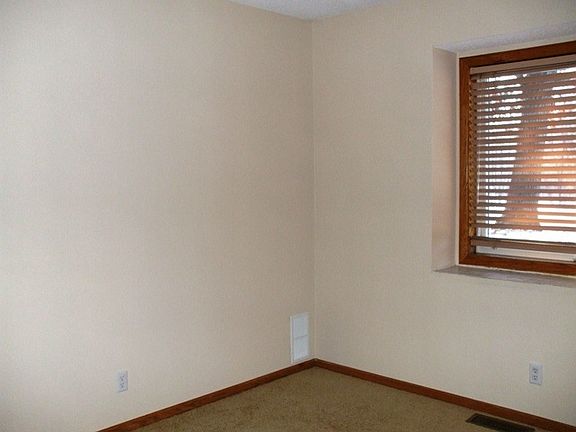 4th image of 9983 Egret Blvd NW