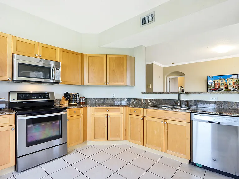 11021 Legacy Ln #303 — Photo 4