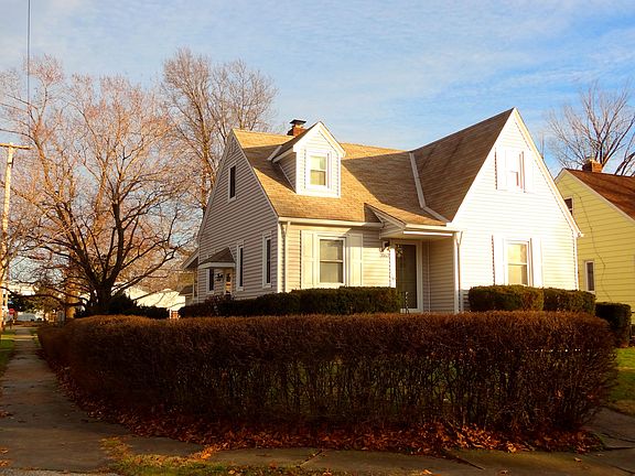 3rd image of 3163 W 138th St