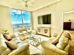 550 Okeechobee Blvd #UPH-17, West Palm Beach, FL 33401