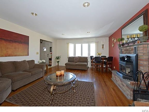 4th image of 52 Arthur Pl