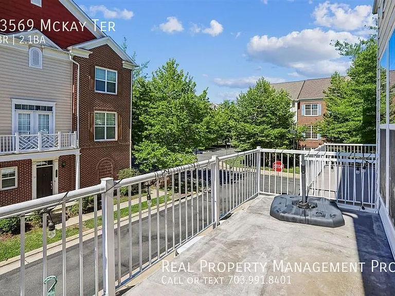43569 McKay Ter — Photo 16