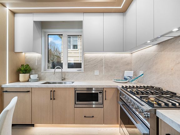 3rd image of 5023 Ross St #1