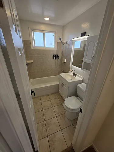4176 W 170th St Photo 1