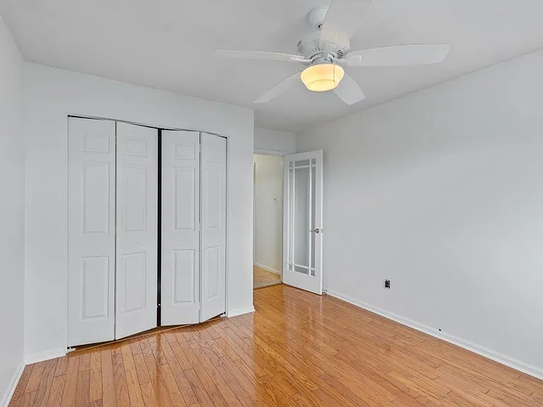 33 Hillcroft Way — Photo 11