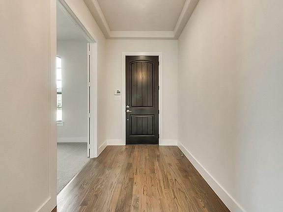 2nd image of 8720 Abbington Pl