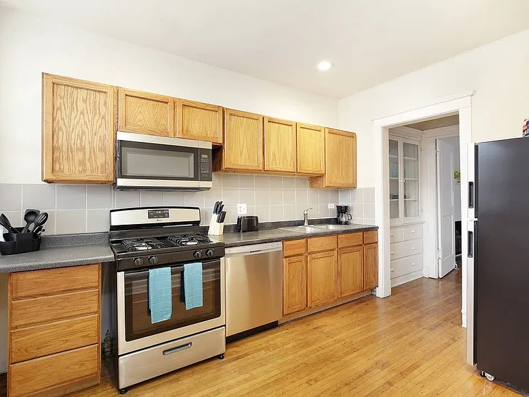 5124-26 S. University Ave — Photo 3