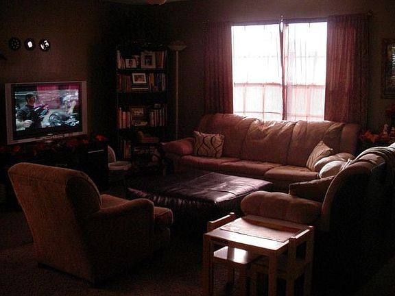 3rd image of 7832 Brockwood Cir