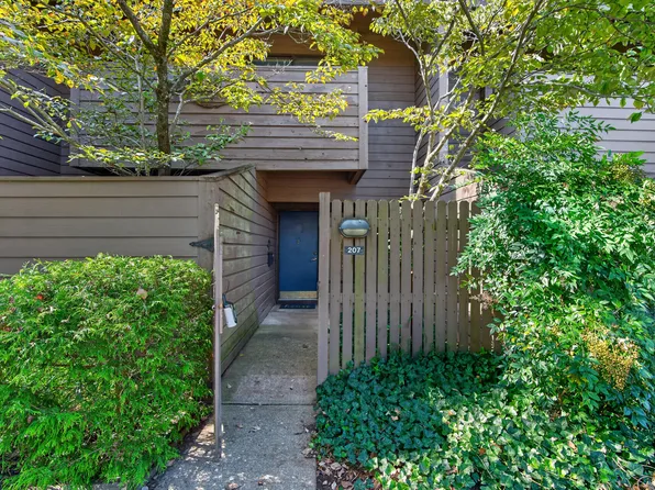 750 Shaker Dr APT 207, Lexington, KY 40504