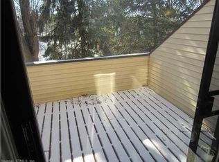 1 Queen Ter #A, Southington, CT 06489