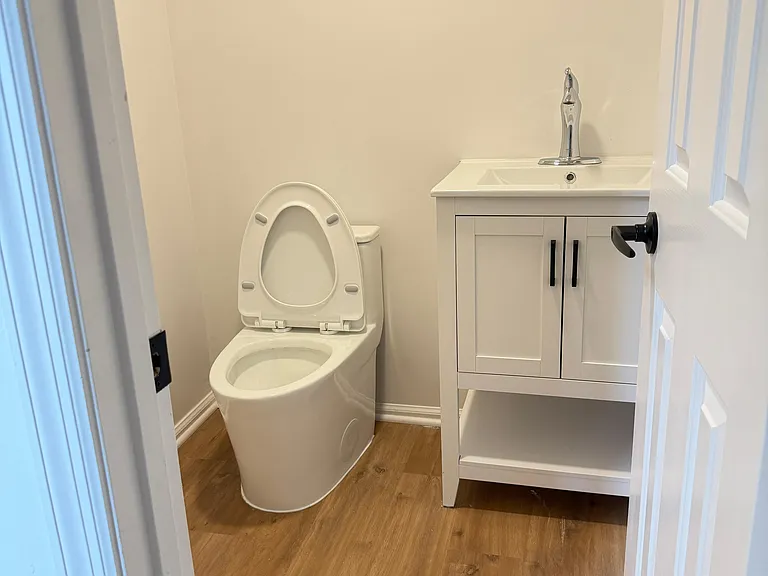 215 Glen Holly Dr — Photo 15