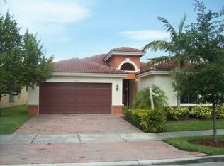 523 NE 20th Ave, Homestead, FL 33033