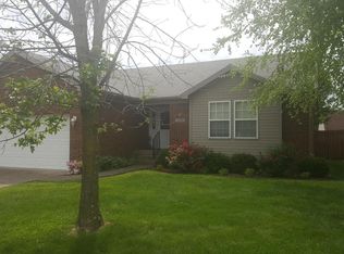 11206 Fox Haven Rd, Louisville, KY 40229