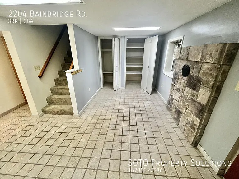 2204 Bainbridge Rd — Photo 36