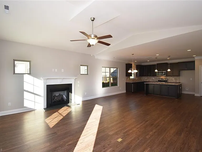 5553 Marblehead Dr — Photo 25