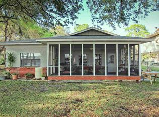 427 Mashes Sands Rd, Panacea, FL 32346