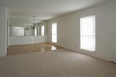 5th image of 4913 Brandenburg Ln
