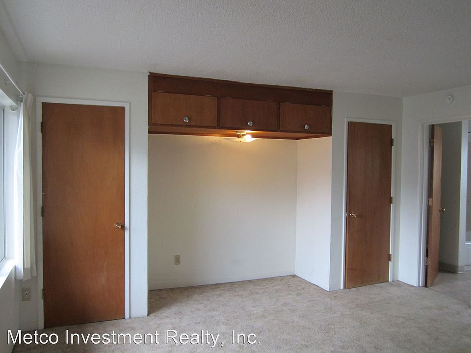 2nd image of 1715 W 12th Ave APT 4