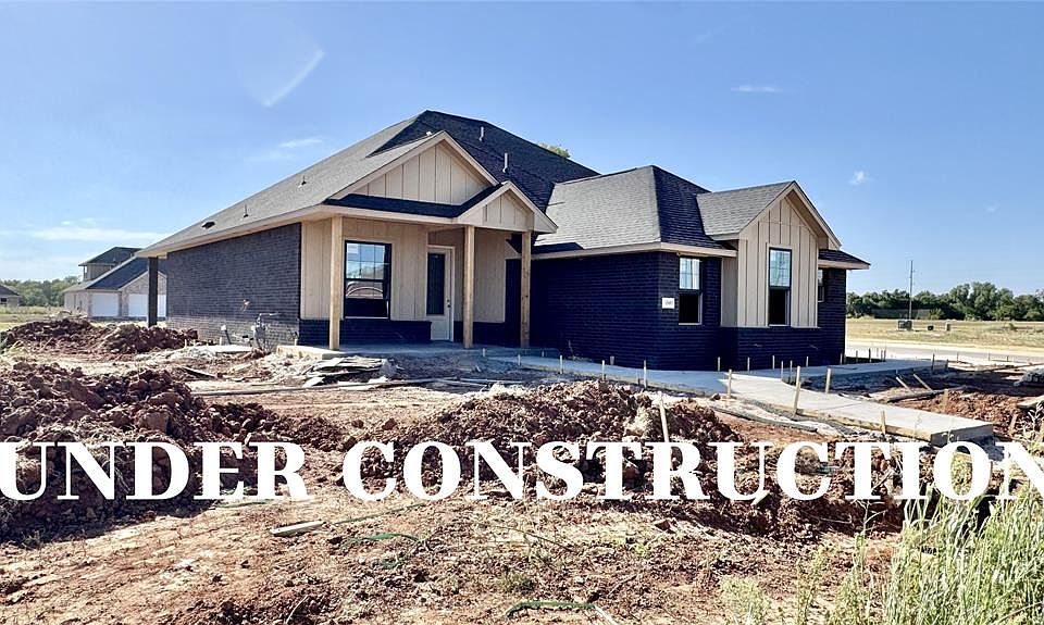 1st image of 16001 Navarra Way