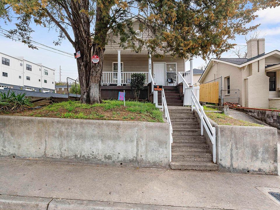 1st image of 818 Tree St