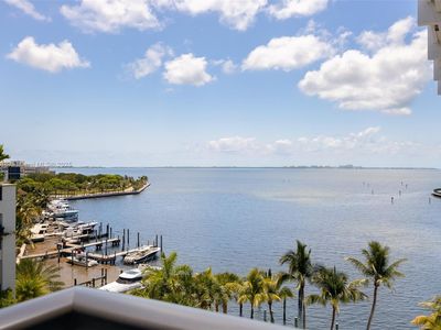 1600 S Bayshore Ln APT 8D, Miami, FL, 33133