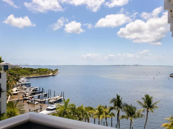 1600 S Bayshore Ln APT 8D, Miami, FL 33133