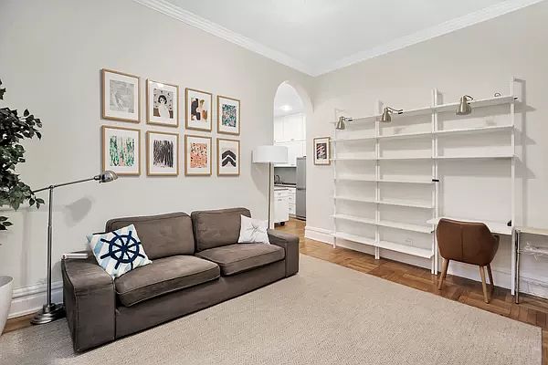 1st image of 205 W 54th St APT 1E