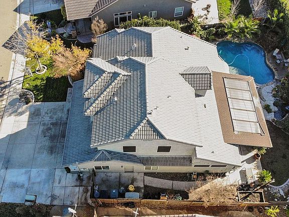 4th image of 1929 Flora Vista Dr