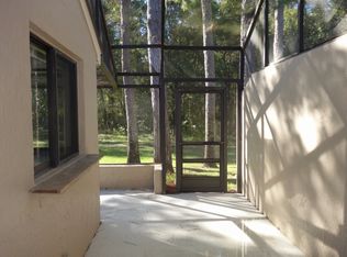 4220 Glen Haven Ln, Tampa, FL 33618